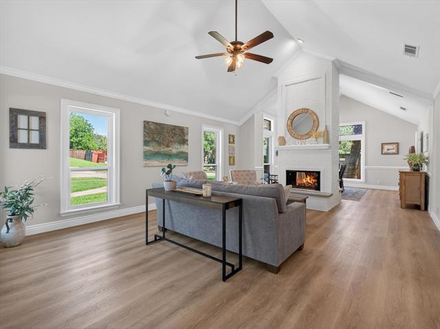 Foto del edificio - 1515 Mission Hills Ln