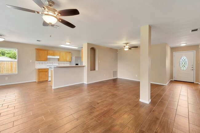 Building Photo - 4608 Indigo Dr