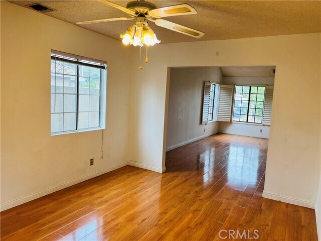 Foto del edificio - 4831 Fortin St