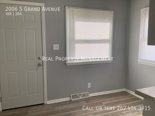 Building Photo - 2006 S Grand Ave