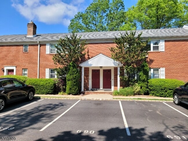 Building Photo - 2467 Highway 10-3B-3B