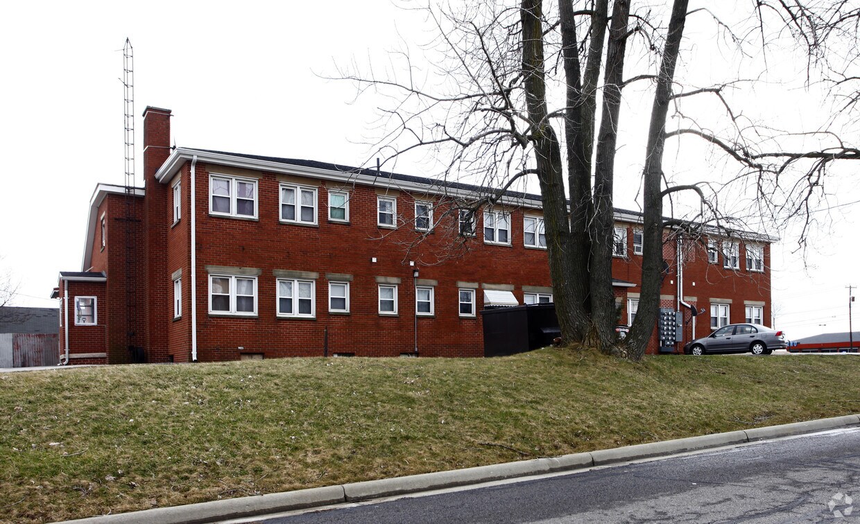 Building Photo - Statler Apartments
