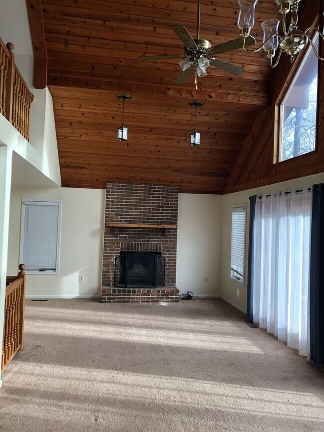 Building Photo - Chesapeake Bay Waterfront Home