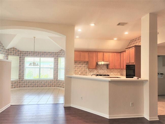 Building Photo - 3614 Double Lake Dr