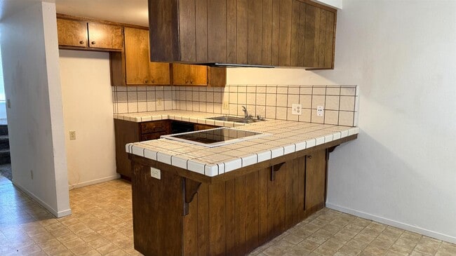 Building Photo - 40 N 19th Ave