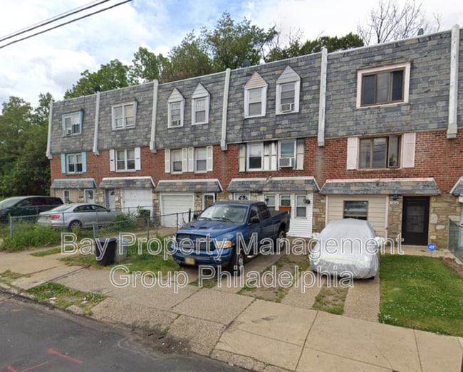 Photo - 5202 F St House