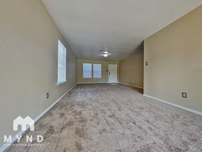 Foto del edificio - 22702 Sherioaks Ln