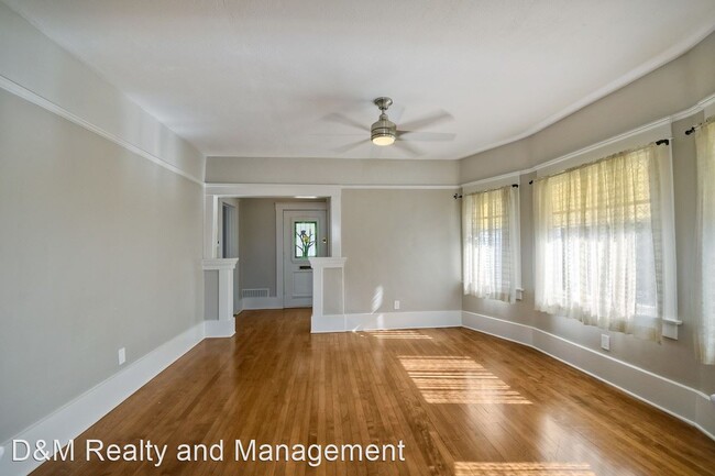 Building Photo - 4 br, 2 bath House - 6857 Mohawk Street Un...