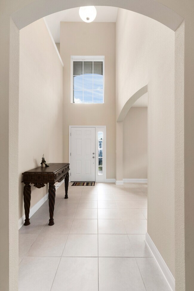 Foto del edificio - 2675 Peony Dr
