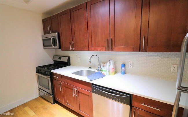Foto del edificio - 2 br, 2 bath Apartment - 244 Union Ave 1B