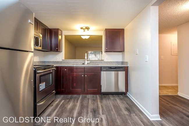 Building Photo - 6310 Newtown Cir