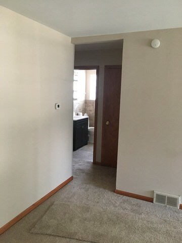 Building Photo - 14344 Ellis Ave