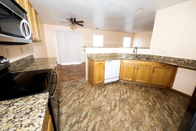 Photo - 5535 S Quemoy Cir (Aurora, CO) Townhome