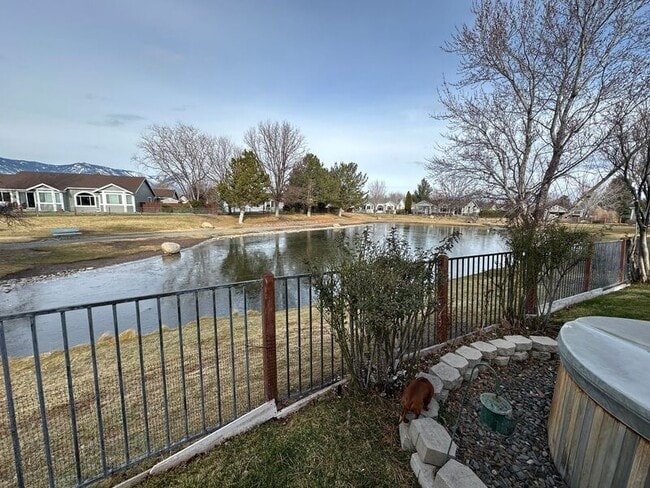 Building Photo - 1054 Camellia Ct