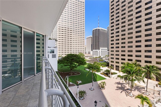Building Photo - 335 S Biscayne Blvd