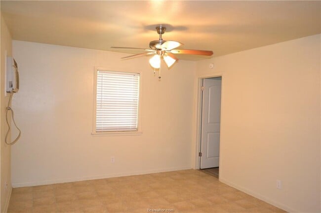 Building Photo - 4212 Old College Rd