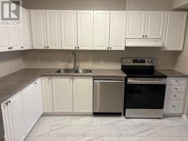 Building Photo - 159 Harbour View St