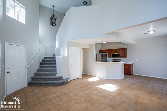 Foto del edificio - Spacious and Stylish 2Bdm 2Ba Townhouse in a Gated Community