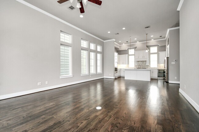 Foto del edificio - 2709 Kennedy St