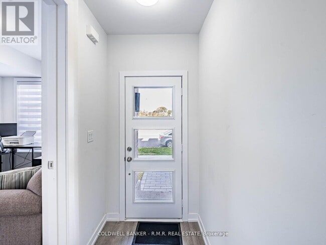 Photo du bâtiment - 136 Brockley Dr