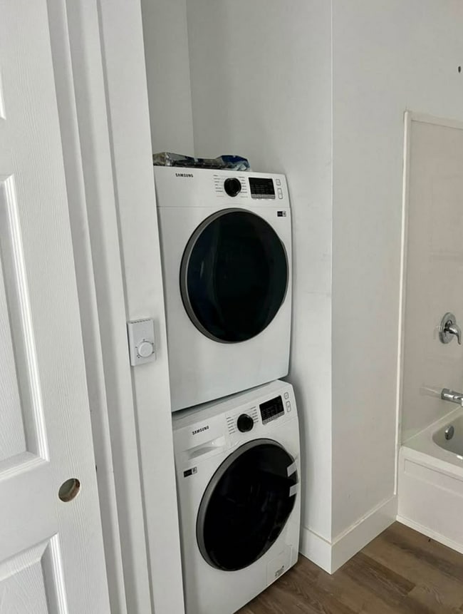 Photo du bâtiment - 203 Wentworth St