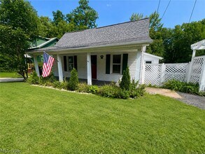 232 Chagrin Blvd