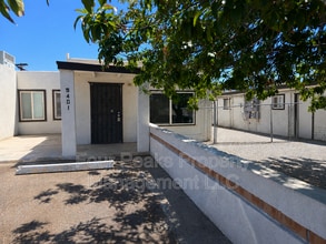 Building Photo - 102 E Hatcher Rd