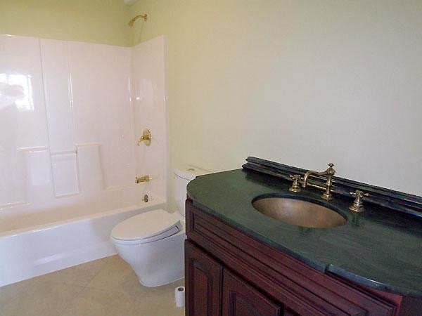 Building Photo - 7285 Snake Rd