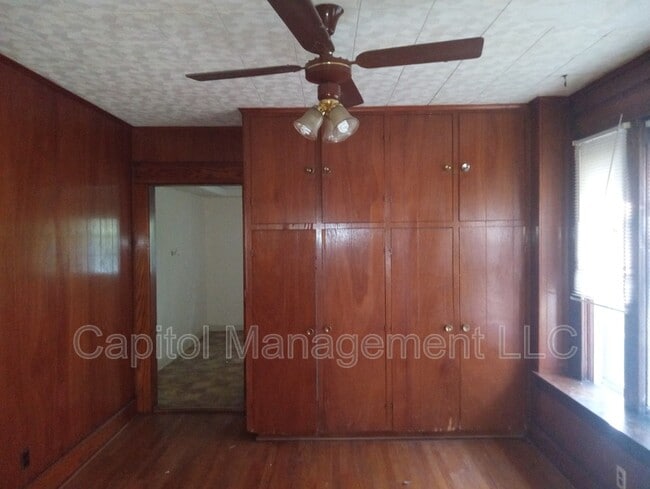 Photo - 1016 N Capitol Ave Apartment