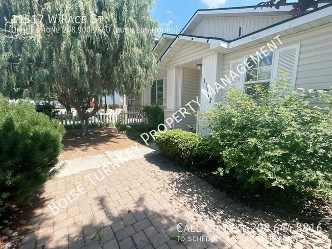 Building Photo - 11117 W Race Ct