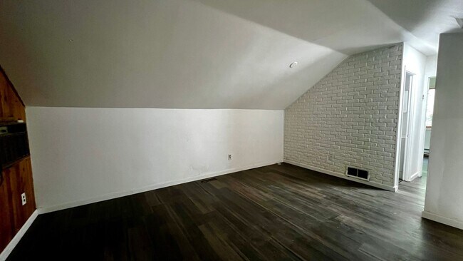 Foto del edificio - 113 Bay Ave