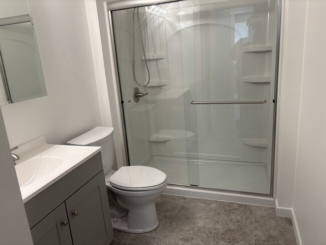 Building Photo - 1095 3rd St