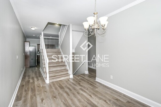 Building Photo - NOW OFFERING FIRST FULL MONTH FREE OR A $5...