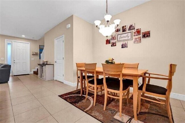 Foto del edificio - 2930 Cascada Isle Way