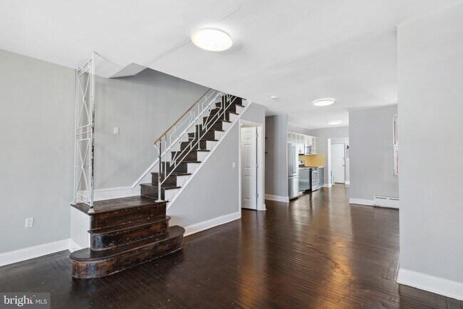Foto del edificio - 6640 Lansdowne Ave