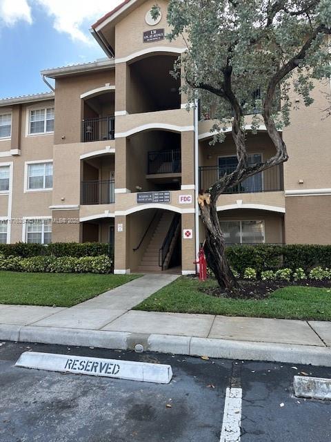 Building Photo - 131 SW 117th Ave