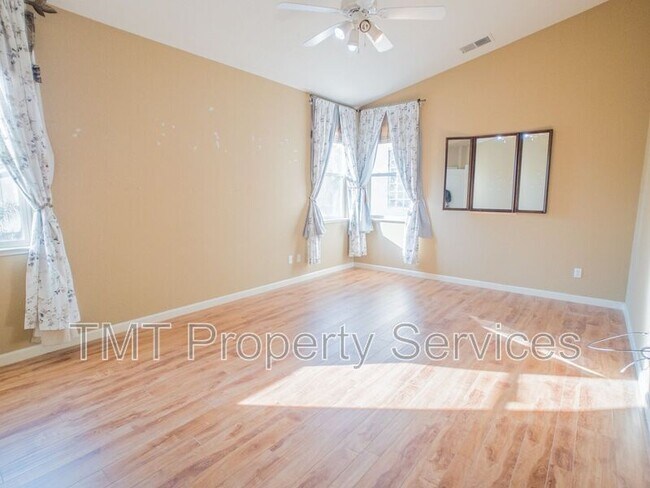 Foto del edificio - 9510 Stone Springs Dr