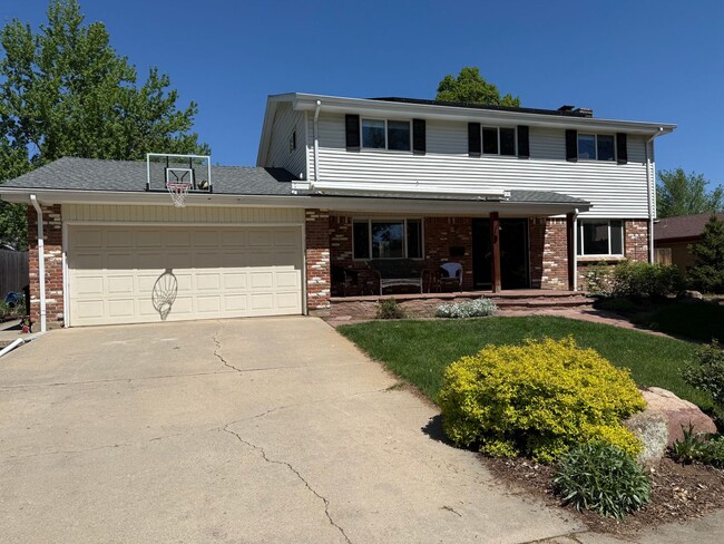 Building Photo - Beautifully Renovated Boulder Gem with Backyard Oasis and Great Schools