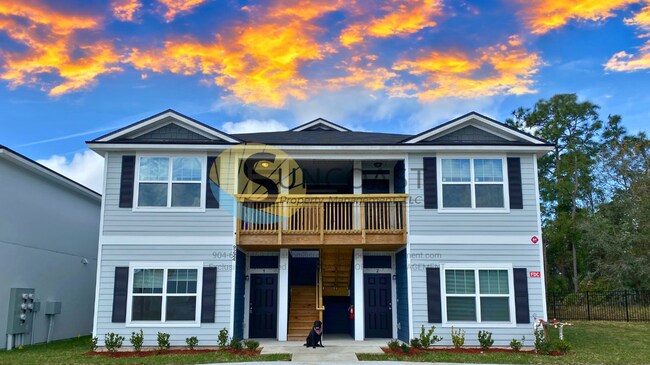Building Photo - A stunning 2BR/2BA apartment for rent on t...