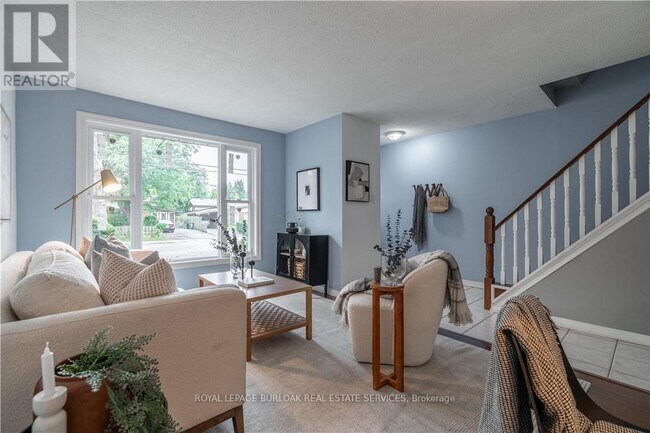 Building Photo - 117 Bonaventure Dr