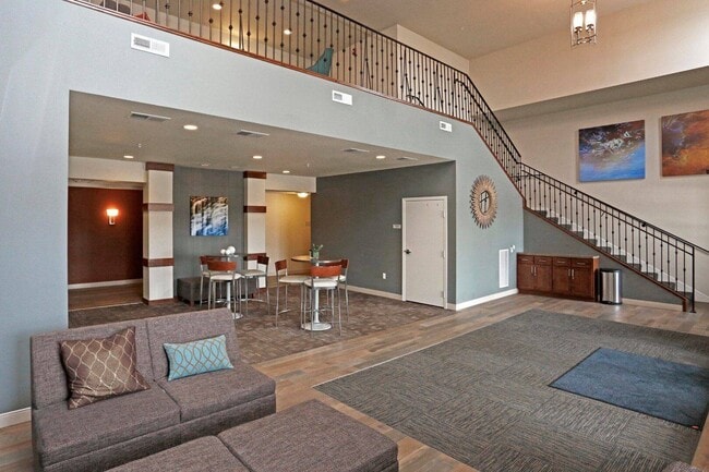 Building Photo - Cypress Court