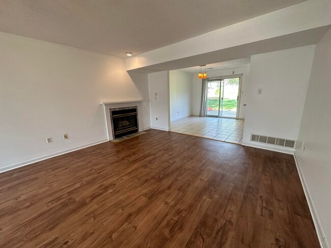 Building Photo - 5007 W Georgetown Dr