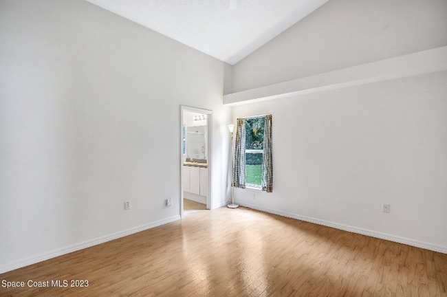 Building Photo - 958 Pine Creek Cir NE