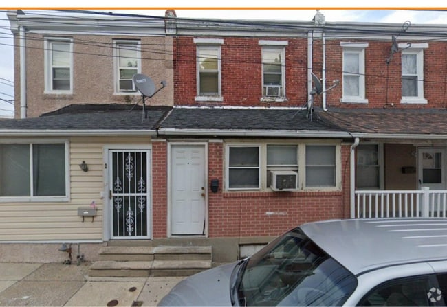 Building Photo - 4 Florence Ave