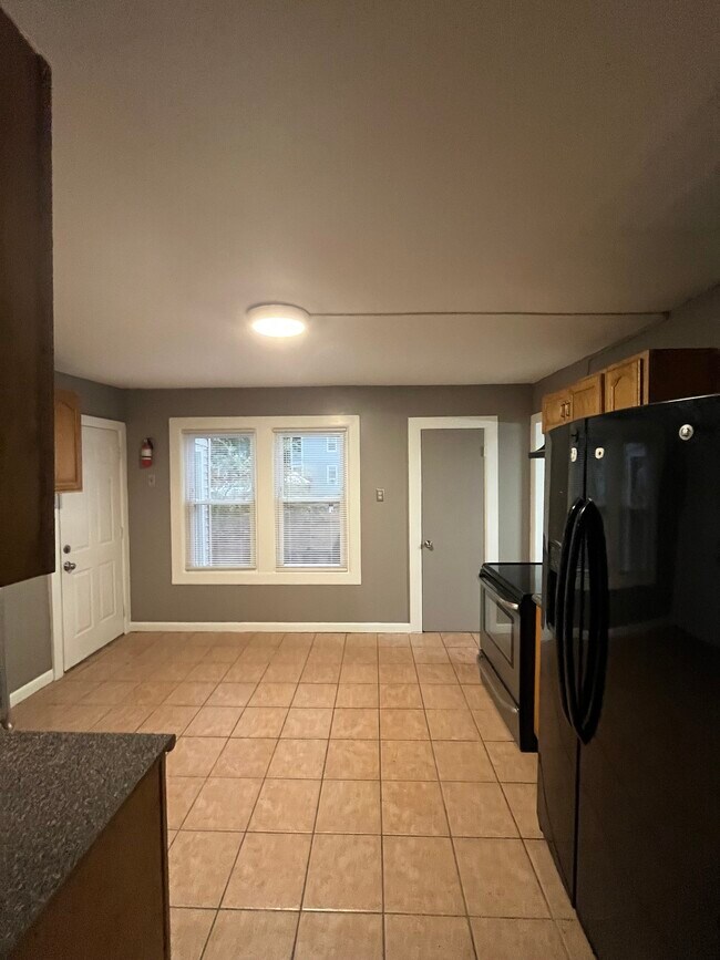 Kitchen - 25 Los Angeles St