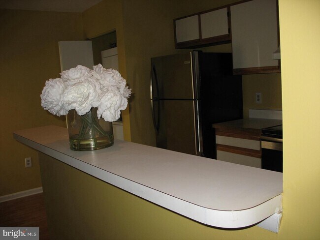 Foto del edificio - 92 Meadow Ridge Rd