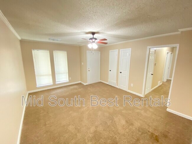 Foto del edificio - 4161 Hallview Dr (Raleigh)