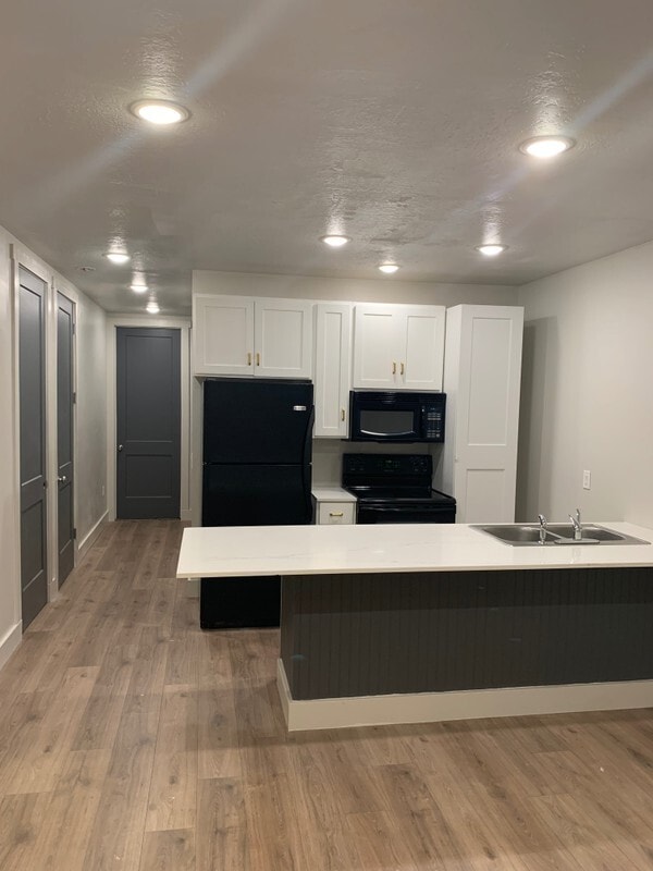 Building Photo - 154 W 800 S