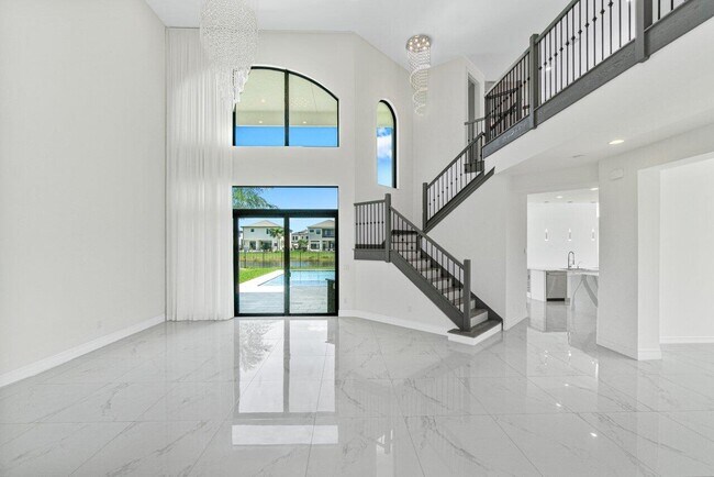 Foto del edificio - 17352 Rosella Rd