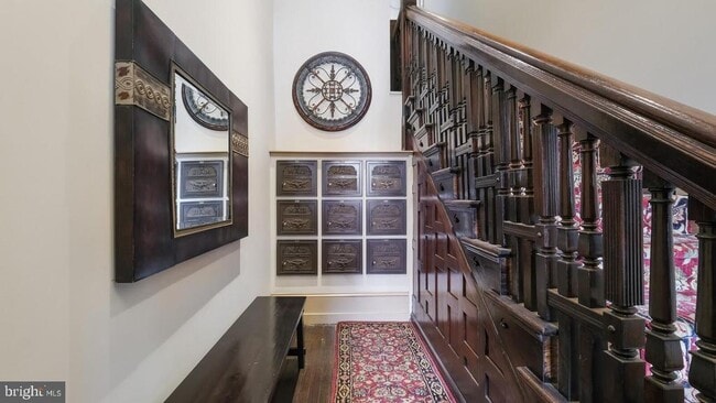 Building Photo - 22 N Main St